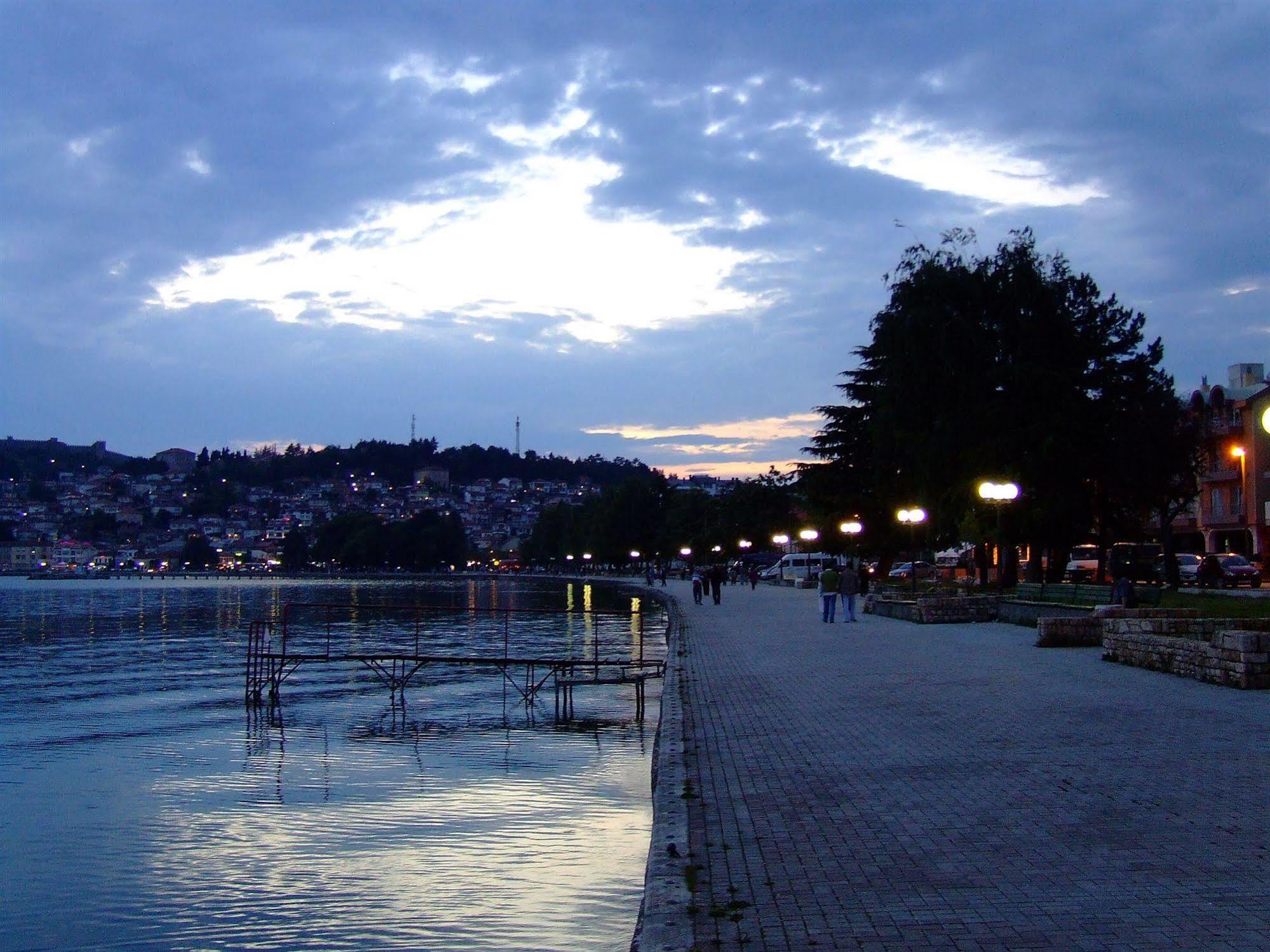 Tino Hotel & Spa Ohrid Kültér fotó