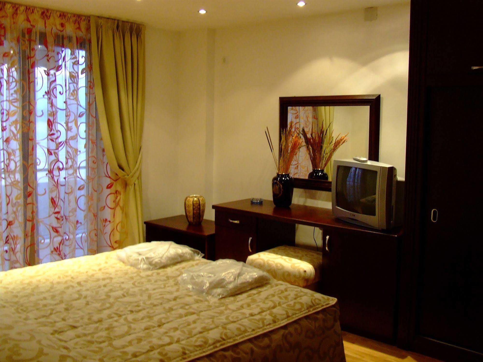 Tino Hotel & Spa Ohrid Kültér fotó