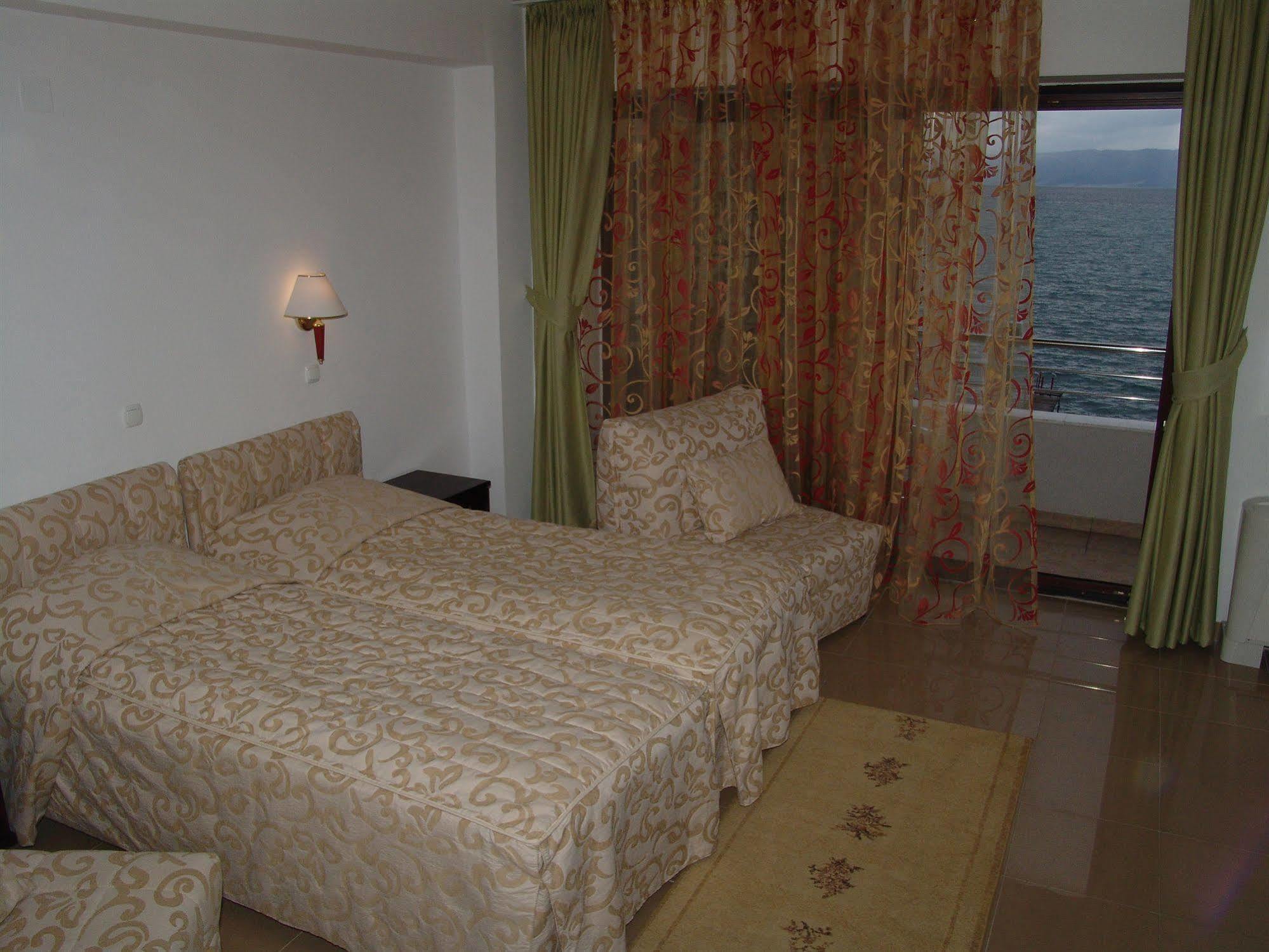 Tino Hotel & Spa Ohrid Kültér fotó